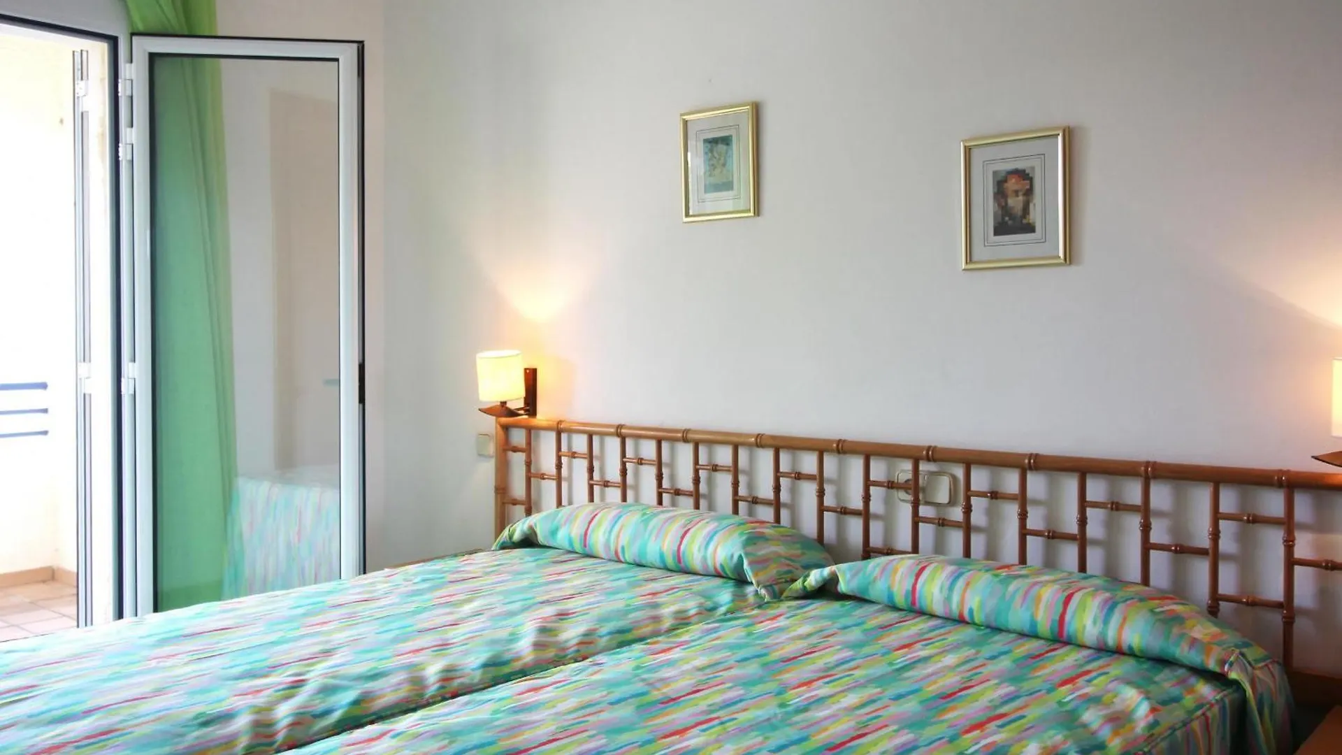 Bellamar B - Casa Adosada Para A Primera Linea De Mar En Llanca. - Es-228-20 Holiday home Llanca